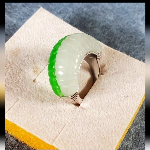 Jade Jewelry - Green & White Jade Layered Half Dome Circle Ring Rhodium Plating